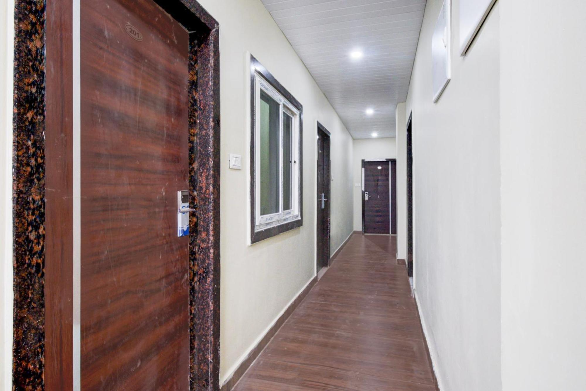 Super Collection O Srisailam Highway Otel Shamshabad Dış mekan fotoğraf